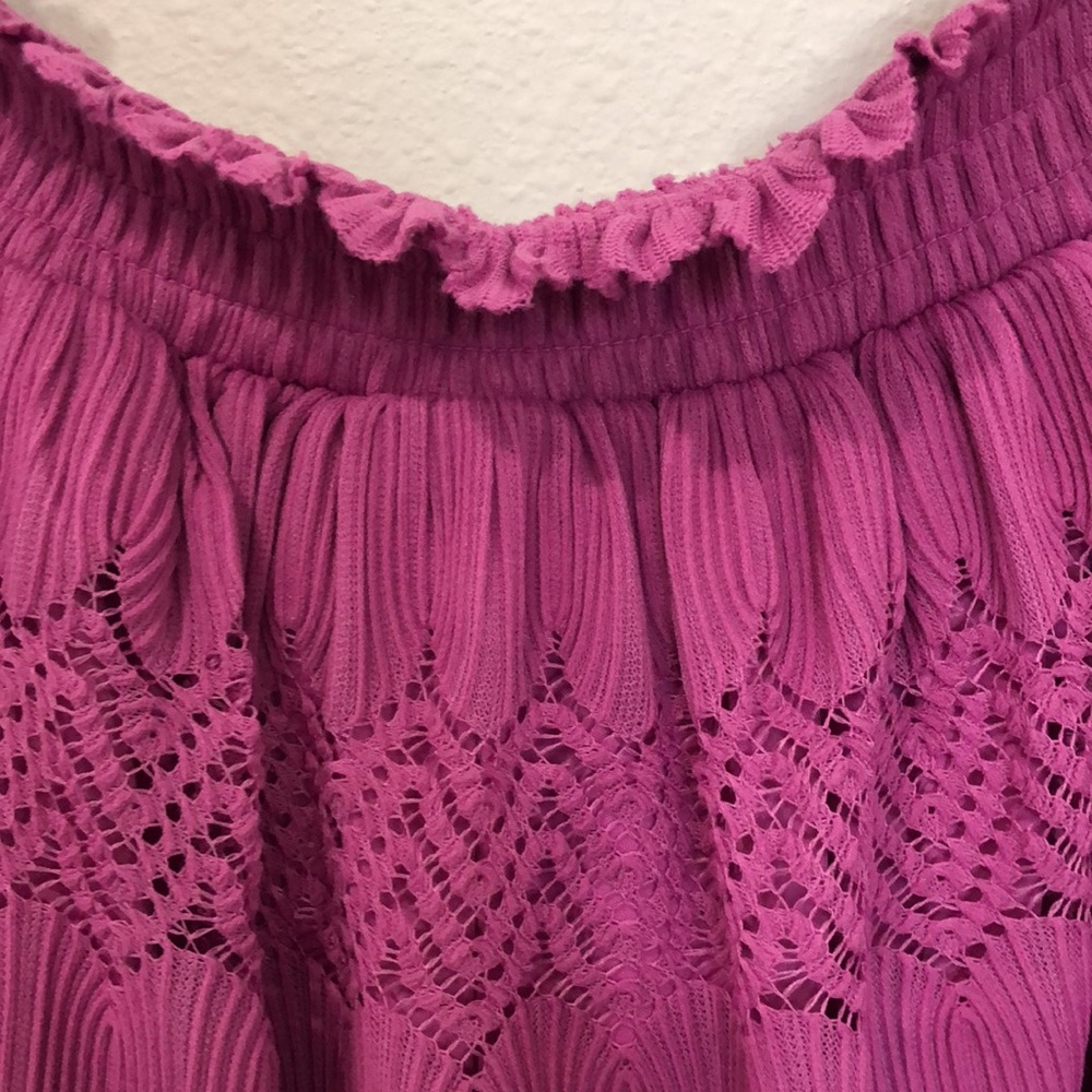Lane Bryant Smocked Off The Shoulder Berry Color Top . Size 18/20. - Picture 12 of 12